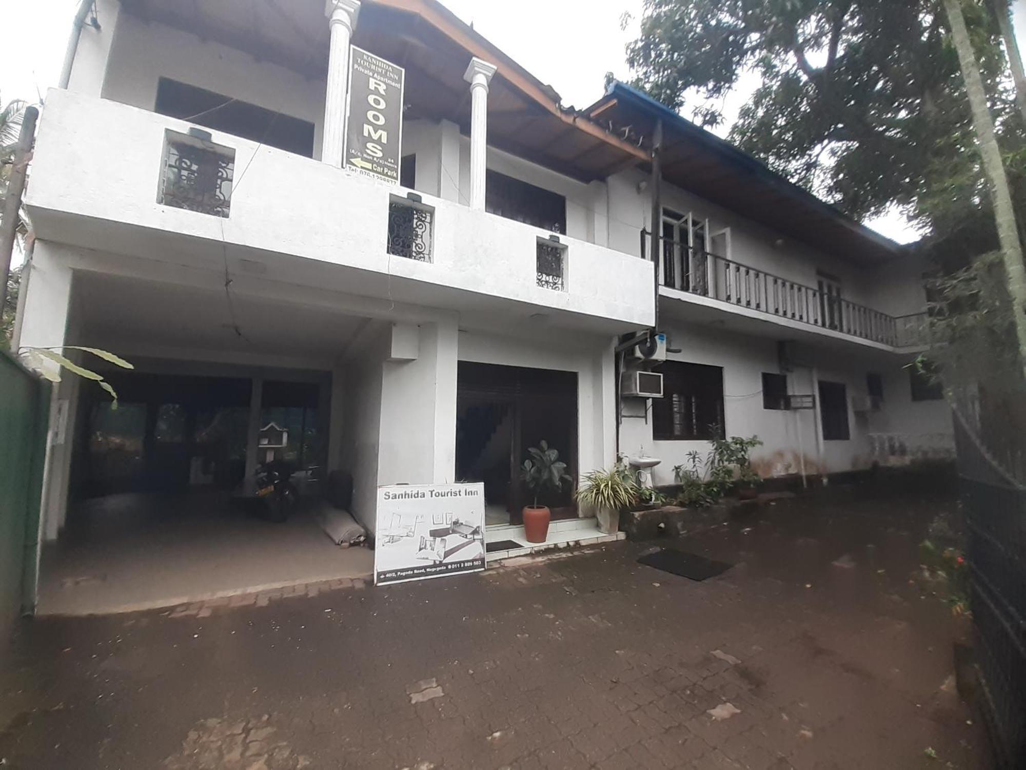 The Sanhinda Tourist Inn Colombo Нугегода Екстер'єр фото